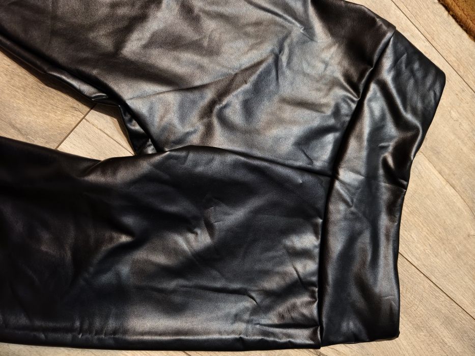 Nowe spodnie skórkowe r. M