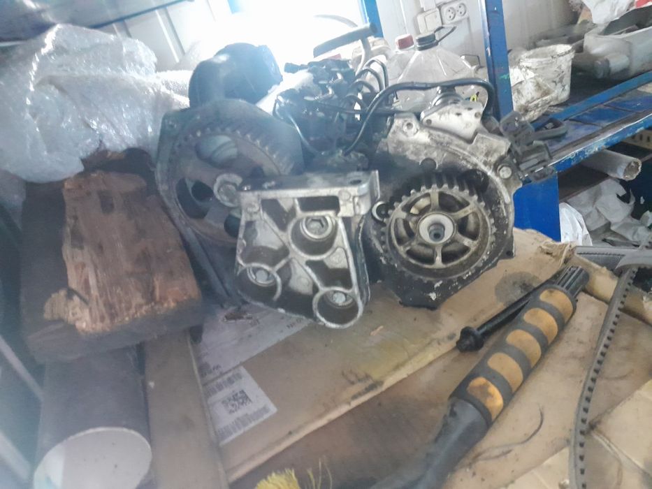 Б/у ГБЦ НА РЕНО Трафик в зборе