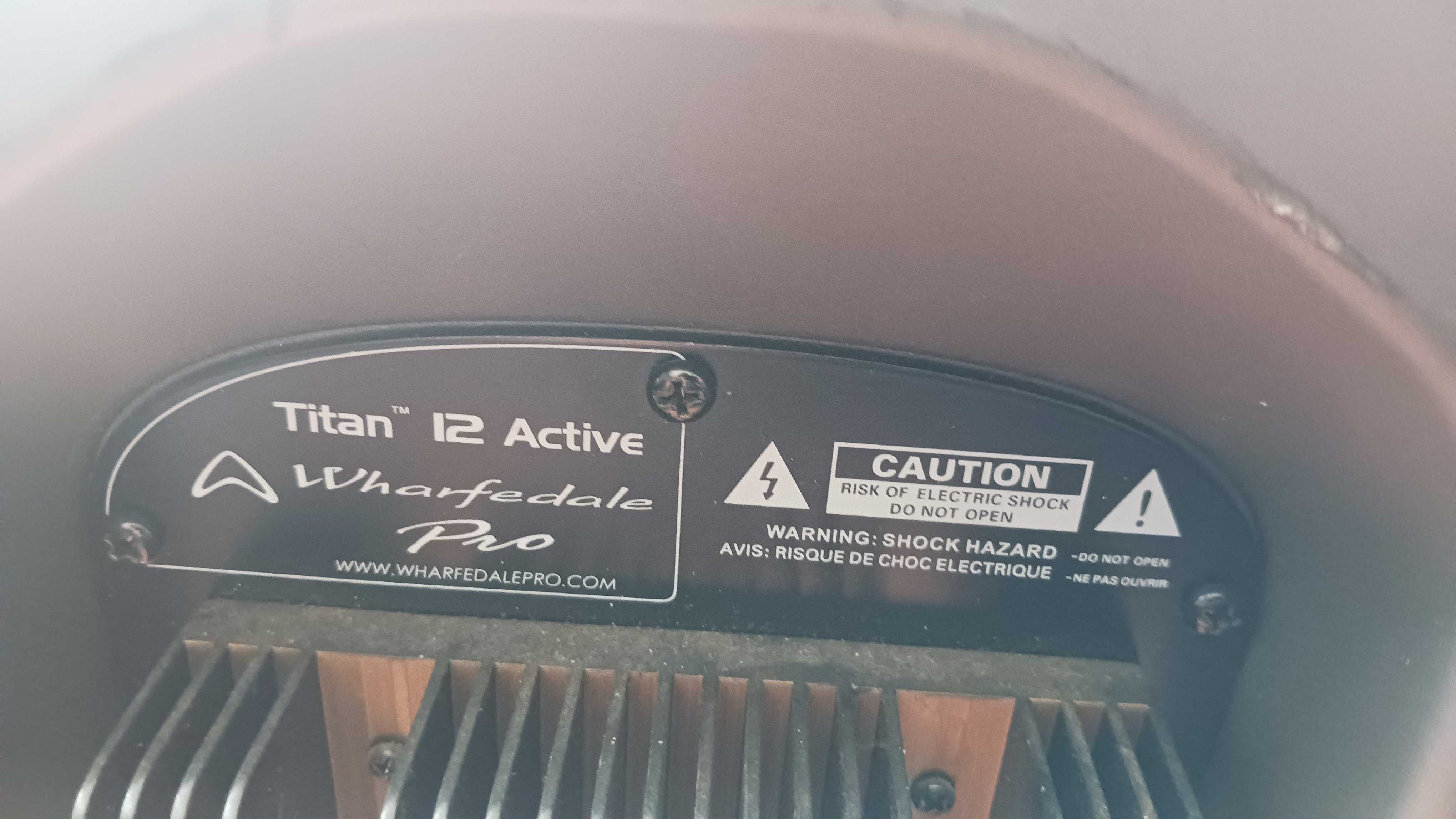 PA Sistema de som amplificado profissional 2X wharfedale titan 12 act