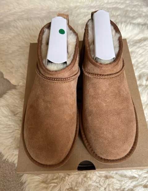 UGG Classic Ultra Mini Boot R.40