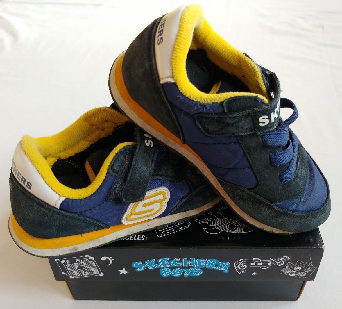 sprzedam Skechersy r.26