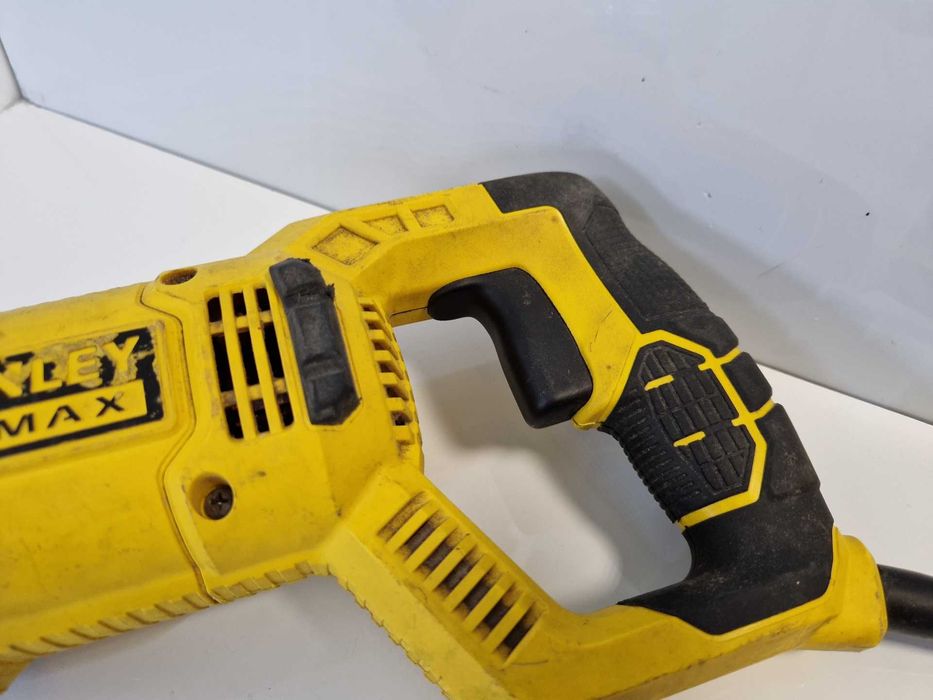 Piła Szablasta 900W STANLEY FATMAX FME360