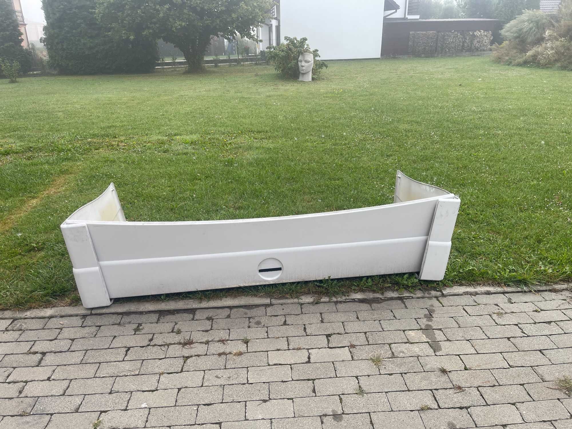 Zderzak tylny KAMPER / AUTOBUS / Bardzo mocny laminat