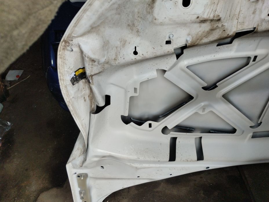 Капот Ренжровер Велар