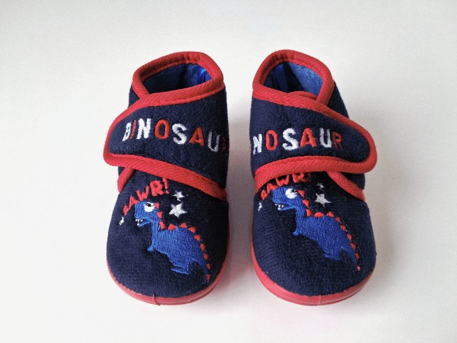 Kapcie ocieplane na rzepy