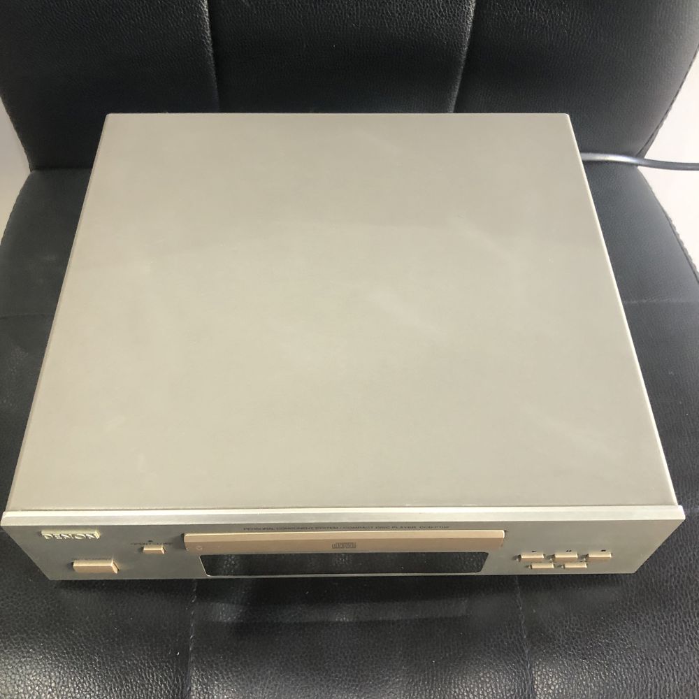 Denon DCD-F100 compact disc player