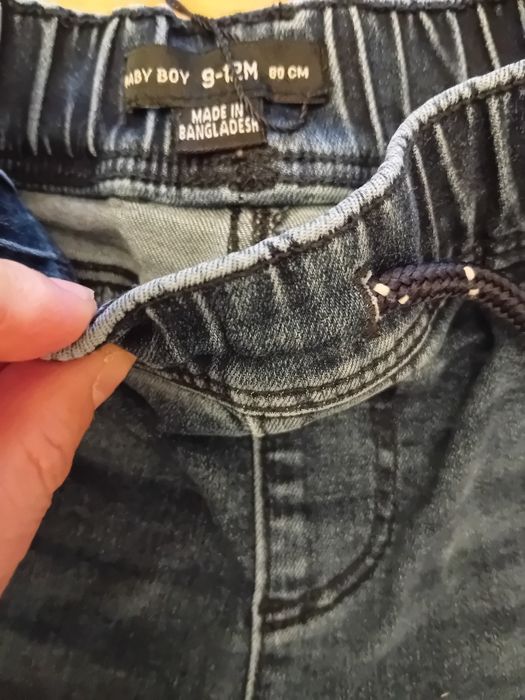 2 pary spodni chlopiecych Primark rozm.74-80 + 2 t-shirty GRATIS