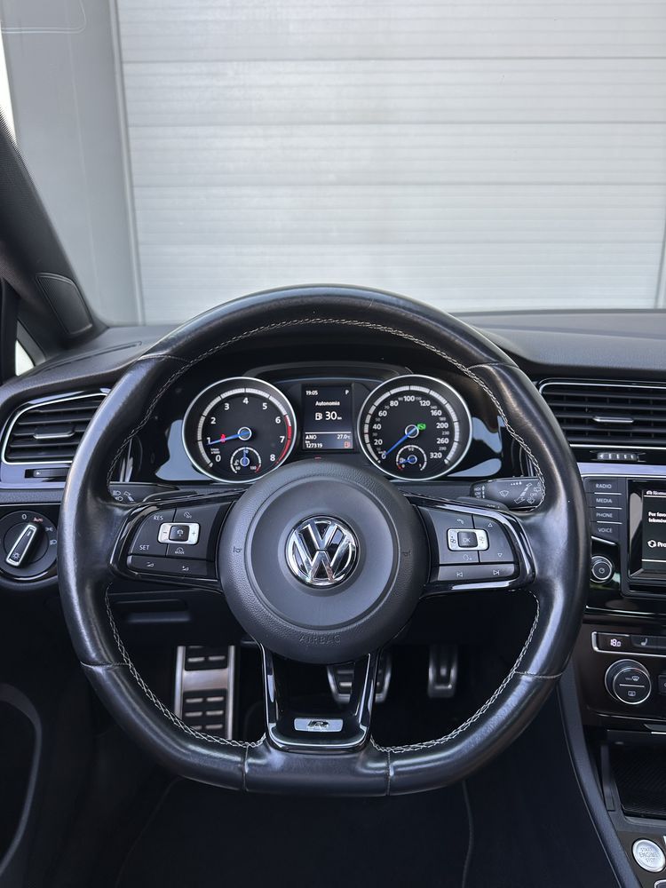 VW Golf 7 R DSG ( Trato de crédito )