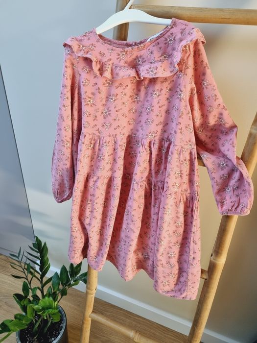 Sukienka w kwiatki jak newbie dziewczynka różowa pastelowa 140