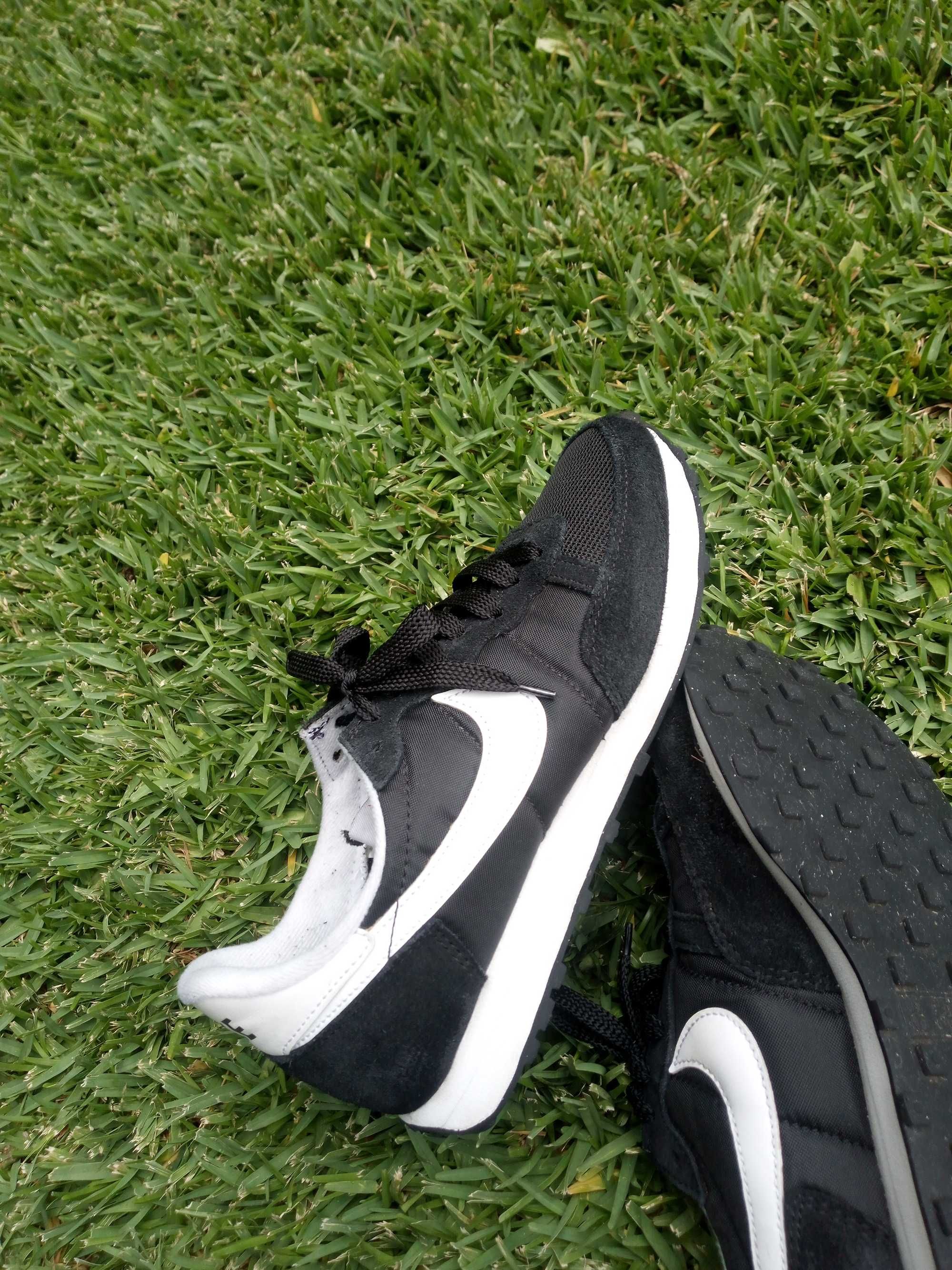 Sapatilhas Nike Preto