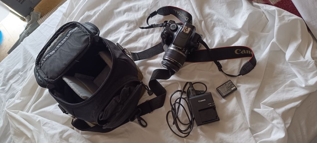 Canon EOS 1100D + lente 18-55mm