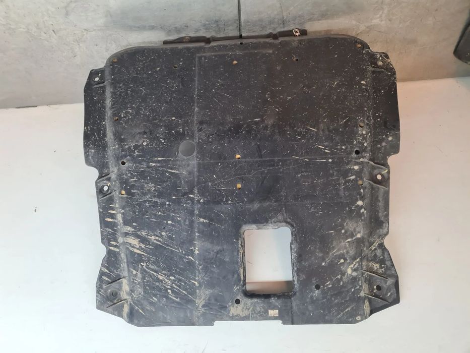 Blindagem inferior do motor DACIA Sandero II (5S_)