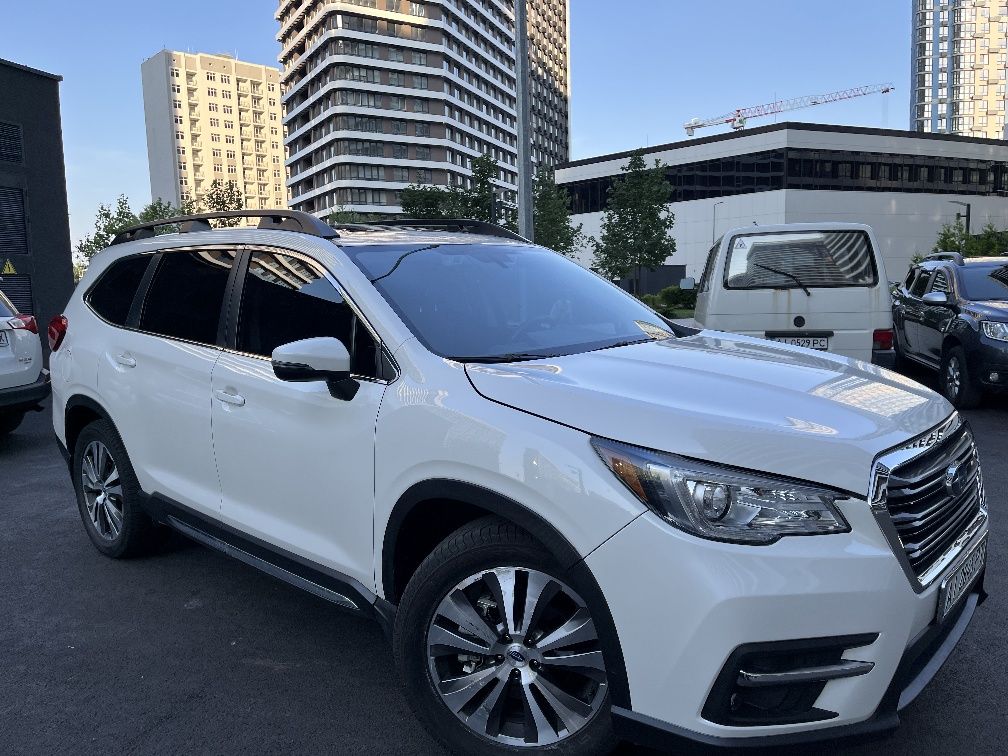 Subaru ascent 2021-22 р 7 місць