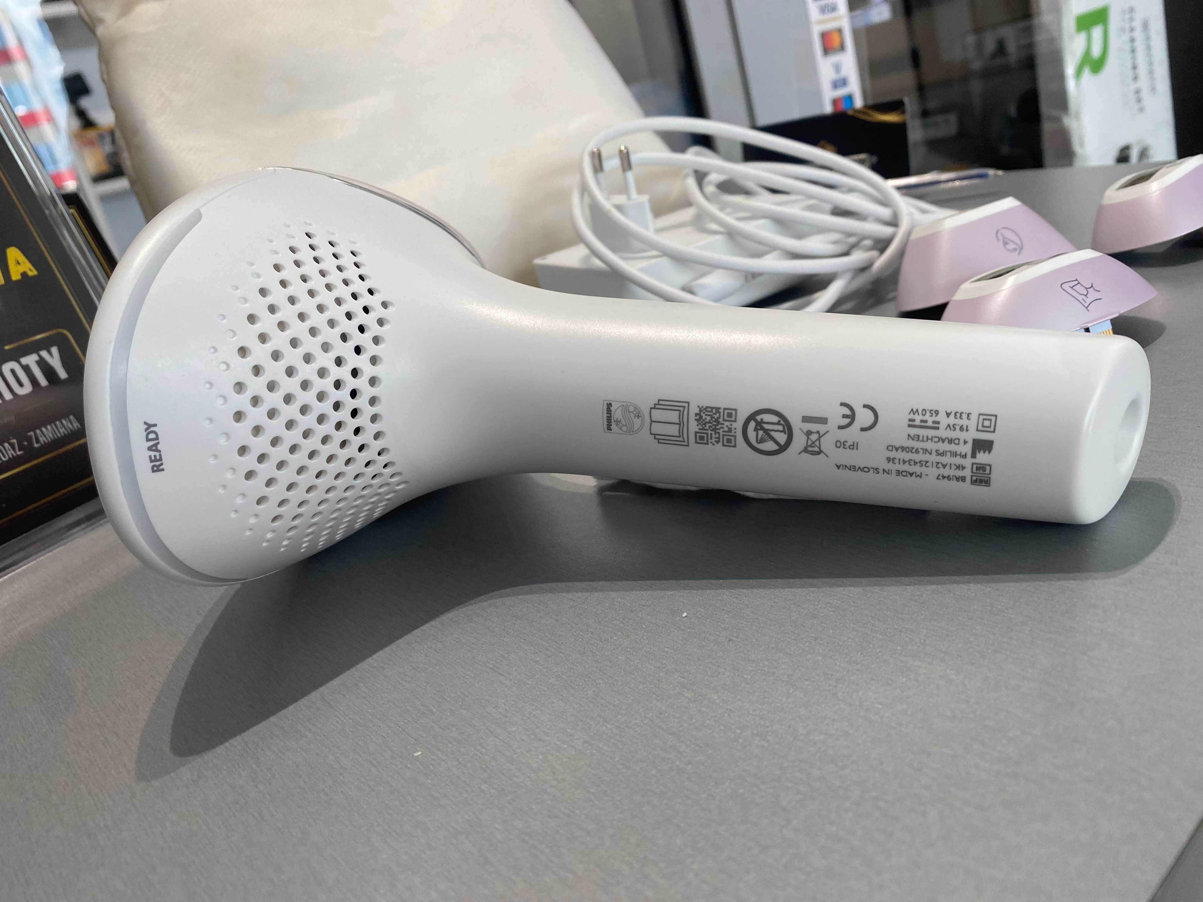 Depilator Philips Lumea BRI957