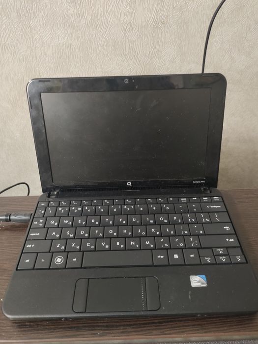 Продам Нетбук HP Compaq Mini