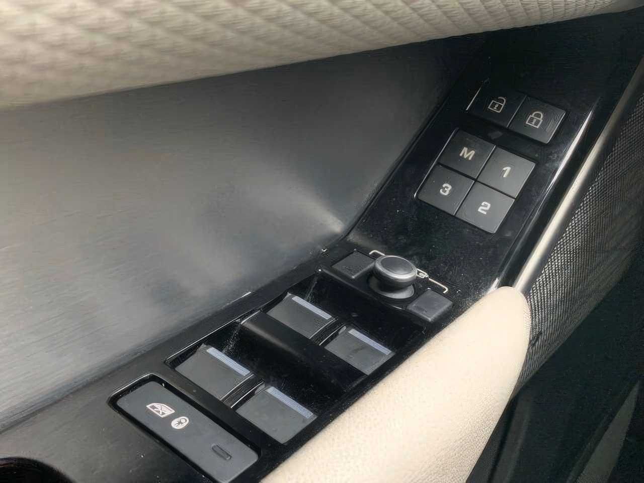 2021 Land Rover Range Rover Velar P250 R-Dynamic S