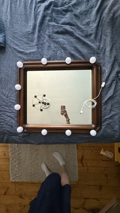 Lustro z podświetlieniem