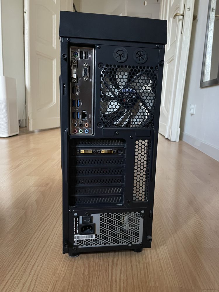 Komputer stacjonarny procesor intel i7