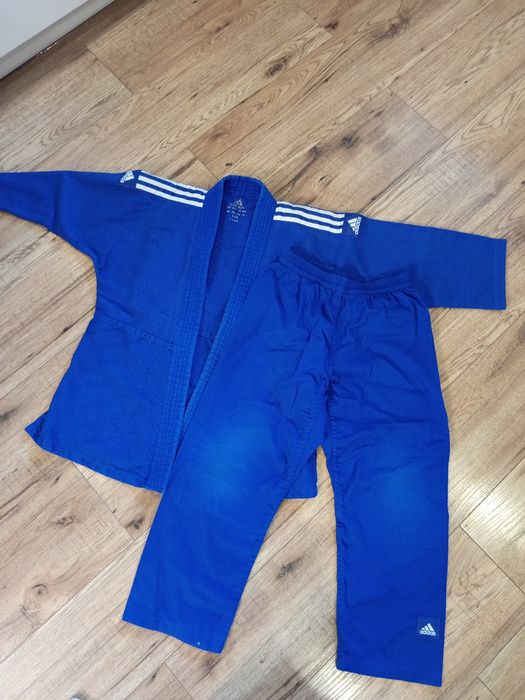Judoga Adidas niebieska 140/150 cm