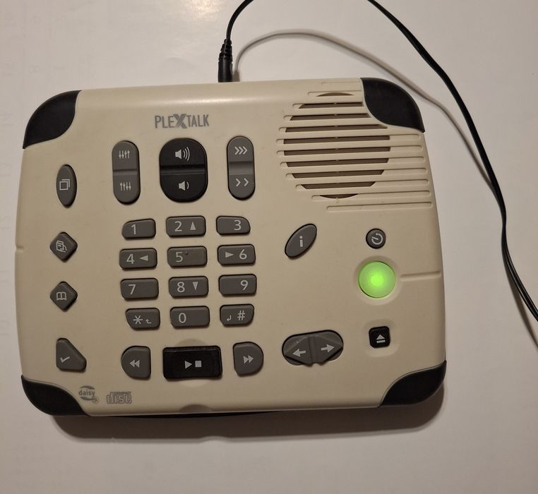 3 odtwarzacze dla osob niewidomych