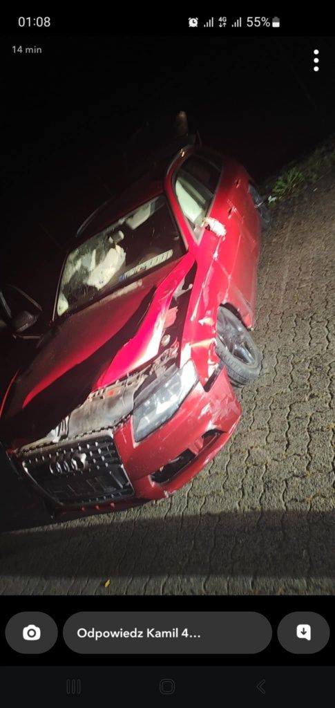 Sprzedam uszkodzone Audi a4 2009 r