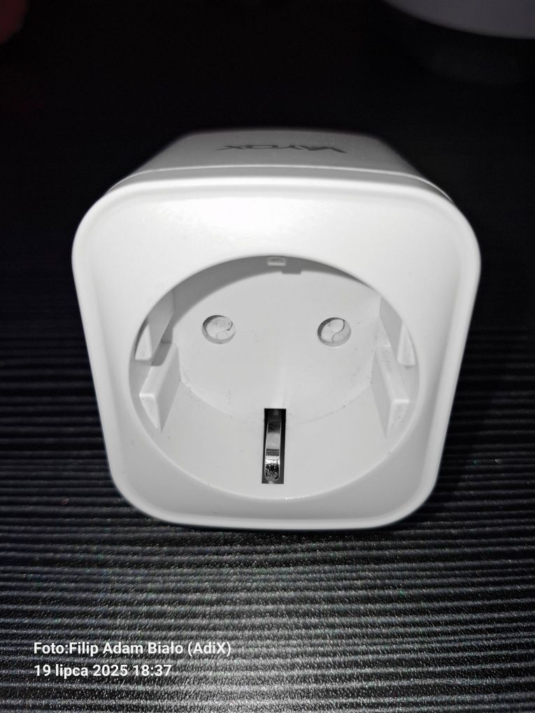 Inteligentne gniazdo W-IFI SMART LIFE - Stan dobry.