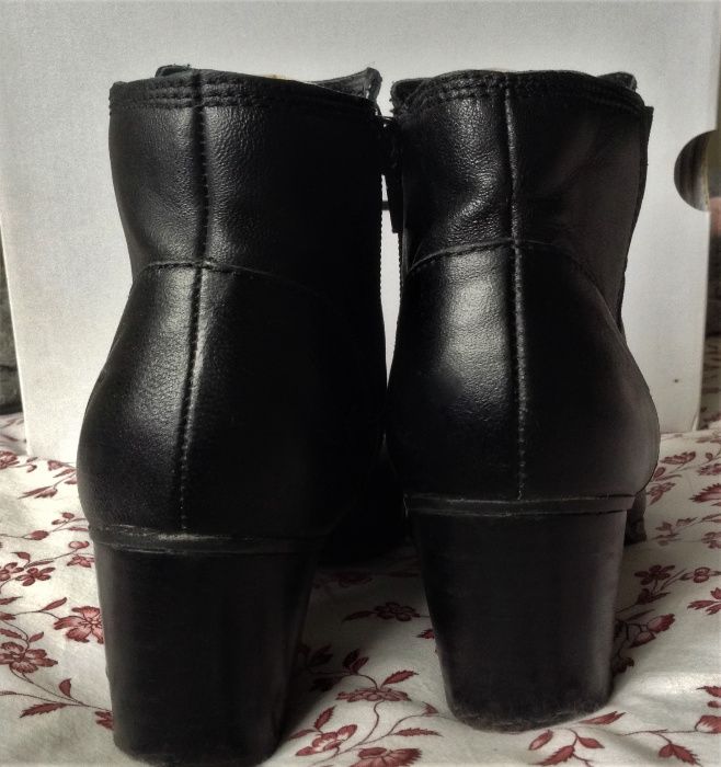 Botas pele pretas ALDO