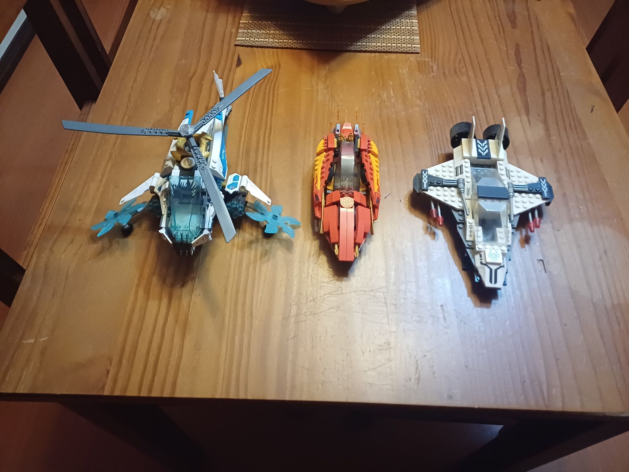 Conjunto 3 Veículos LEGO (Helicóptero, Carro de Fogo e Jato) - Usados