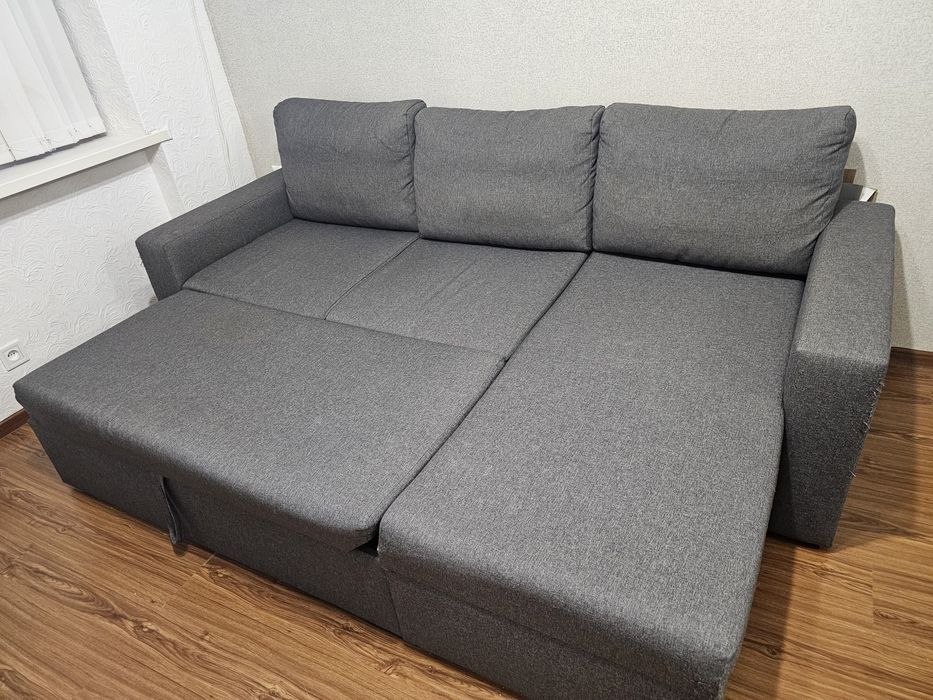 Продам раскладной диван тёмно- серый