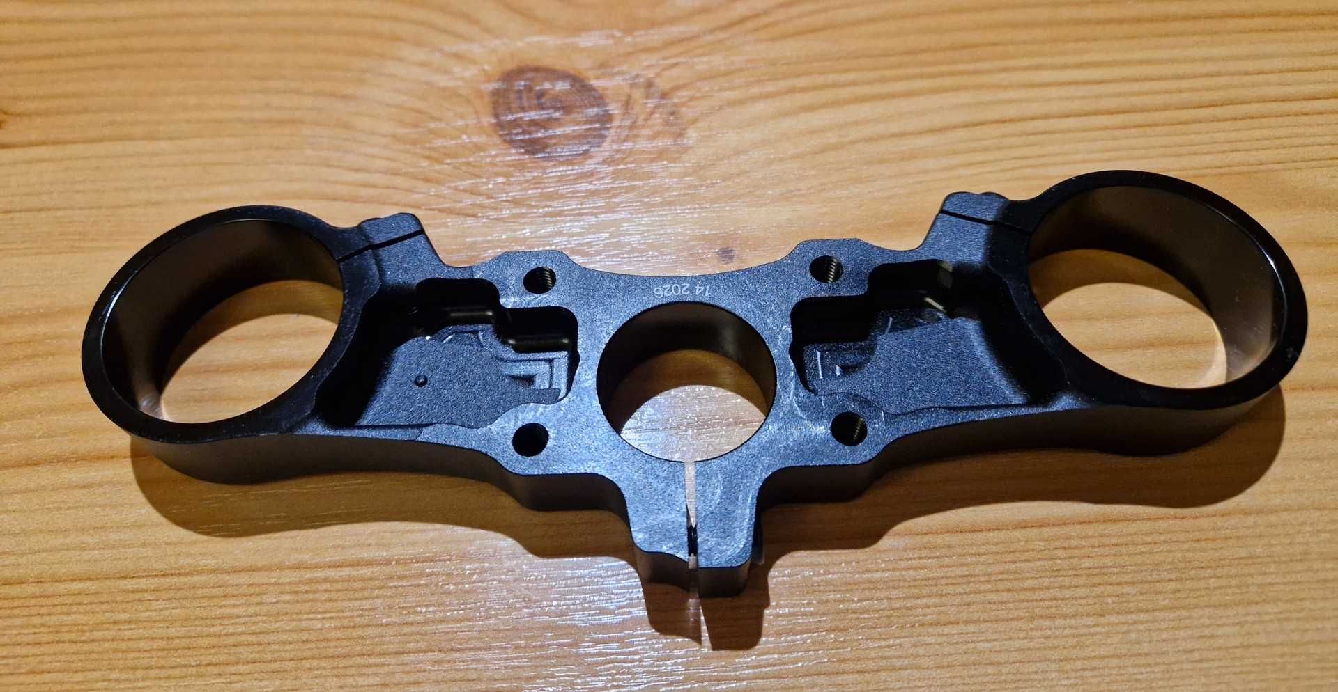 FOX 40 Grip2 27,5" płaska półka amortyzatora