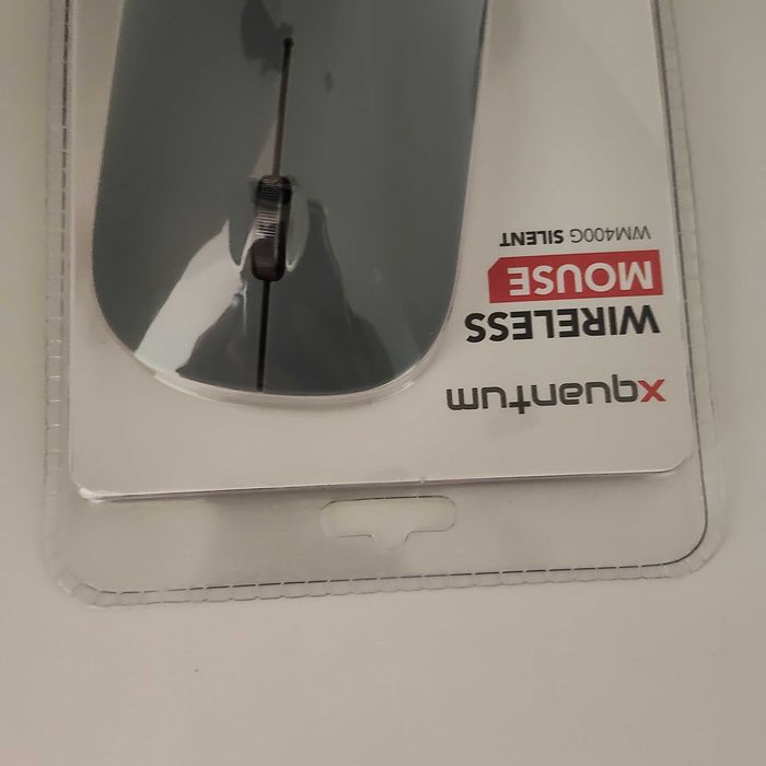 Mysz bezprzewodowa do laptopa komputera.