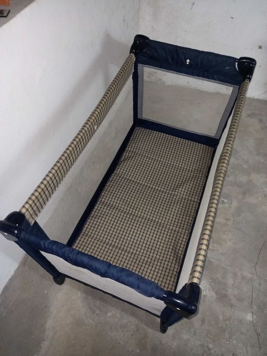 Cama de viagem da Graco