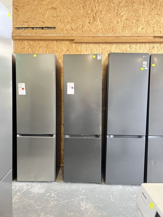 Новий Холодильник Samsung RL38A7B63B1