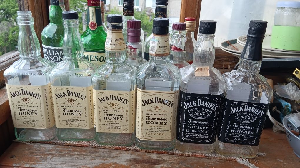 Пустая бутылка 1 литр Jack Daniel"s