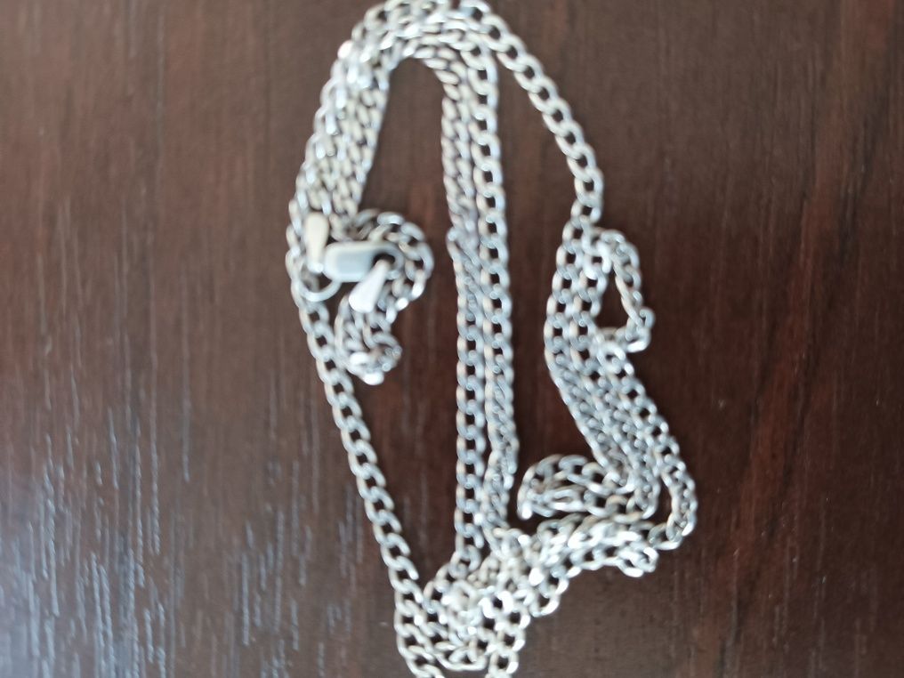 Цепочка серебряная, длина 60см.