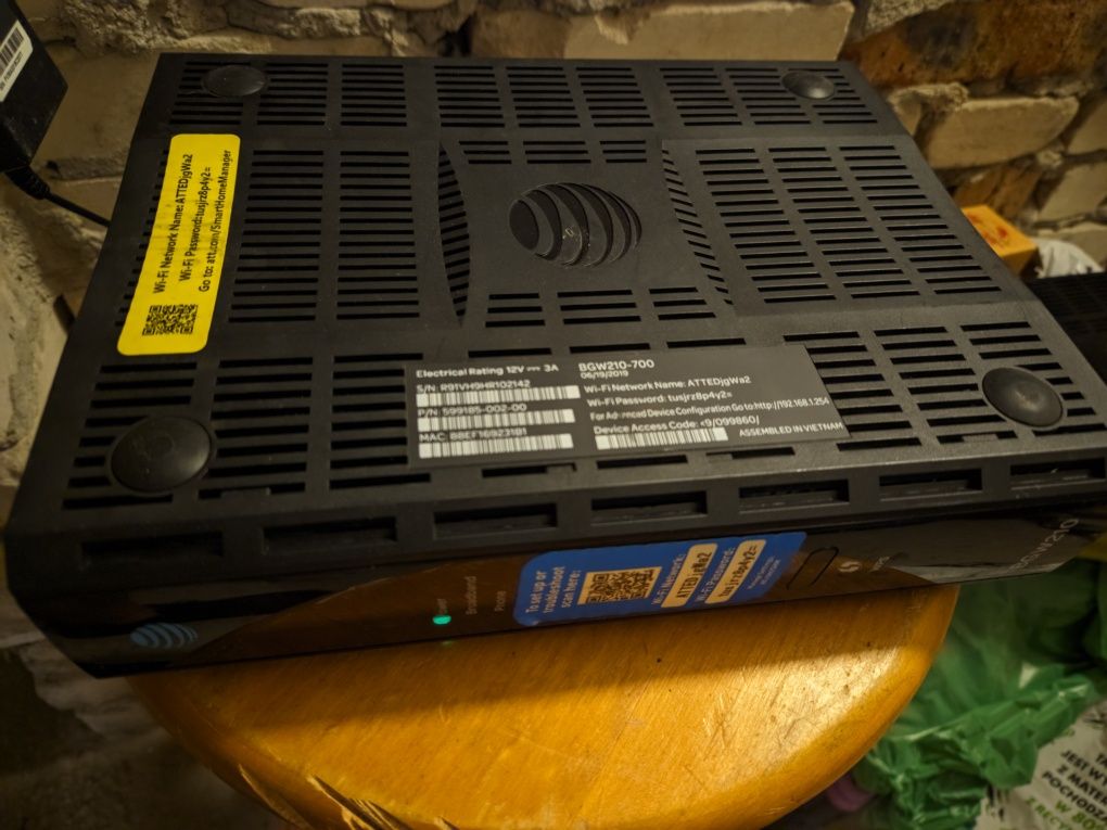 Arris BGW210-700 Bramka szerokopasmowa modem WiFi