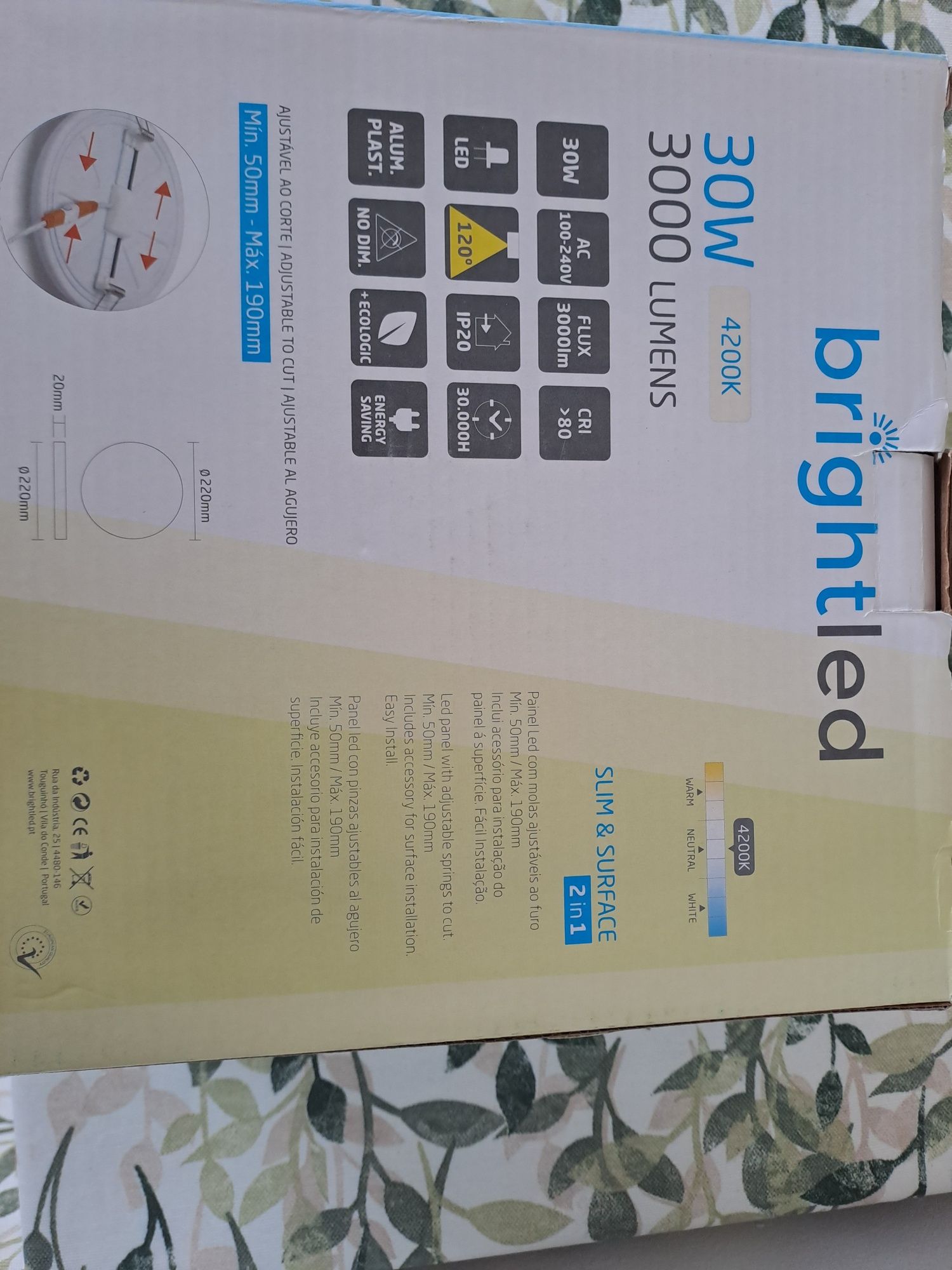 Candeeiro LED NEUTRO