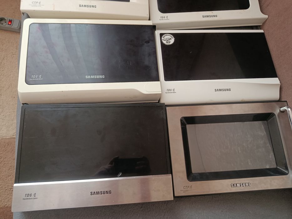 Двери для микроволновок за все 12 штук 600 гривен