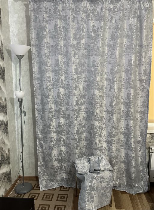 Новий комплект штор сірого кольору 150 на 235 см