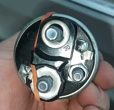 Реле втягивающее Опель