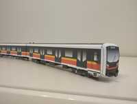 Model kartonowy  metro warszawskie  Skoda Varsovia skala 1:87 zabawka
