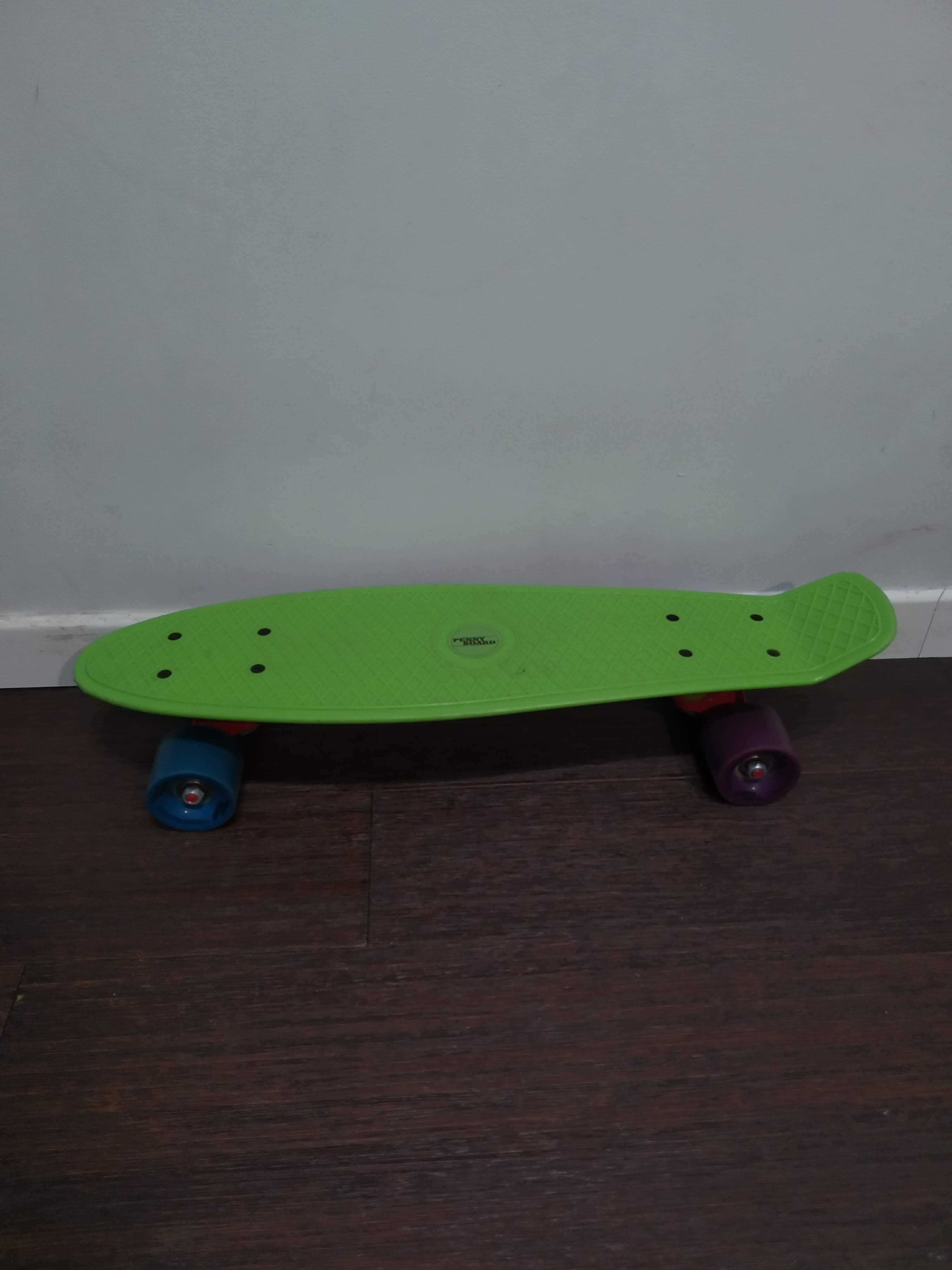 Fiszka deskorolka firmy Penny Boards