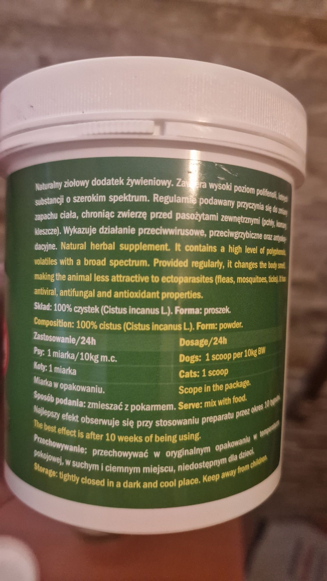 Czystek dla psa przeciw kleszczom