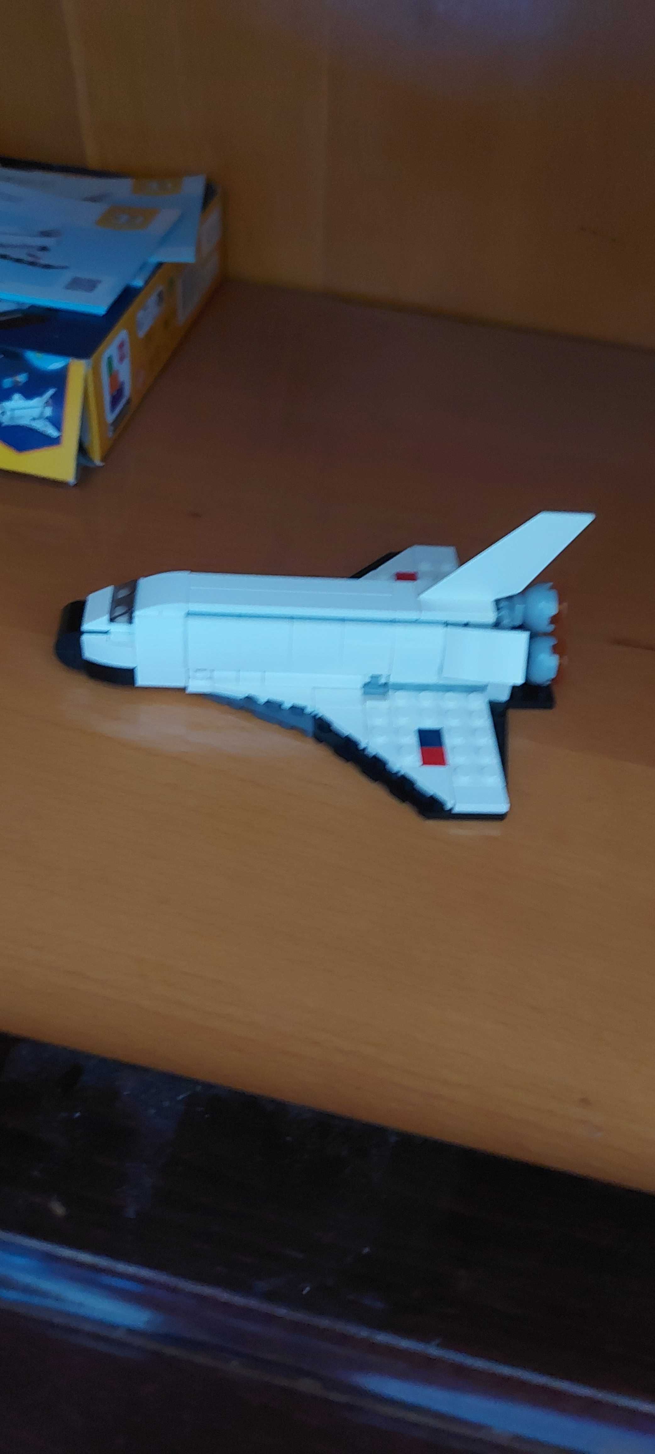 Продам конструктор Lego creator космічний шатл 31134