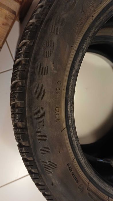 2 opony używane zimowe 195/55/16 Firestone Winterhawk4, bieżnik 7,4mm