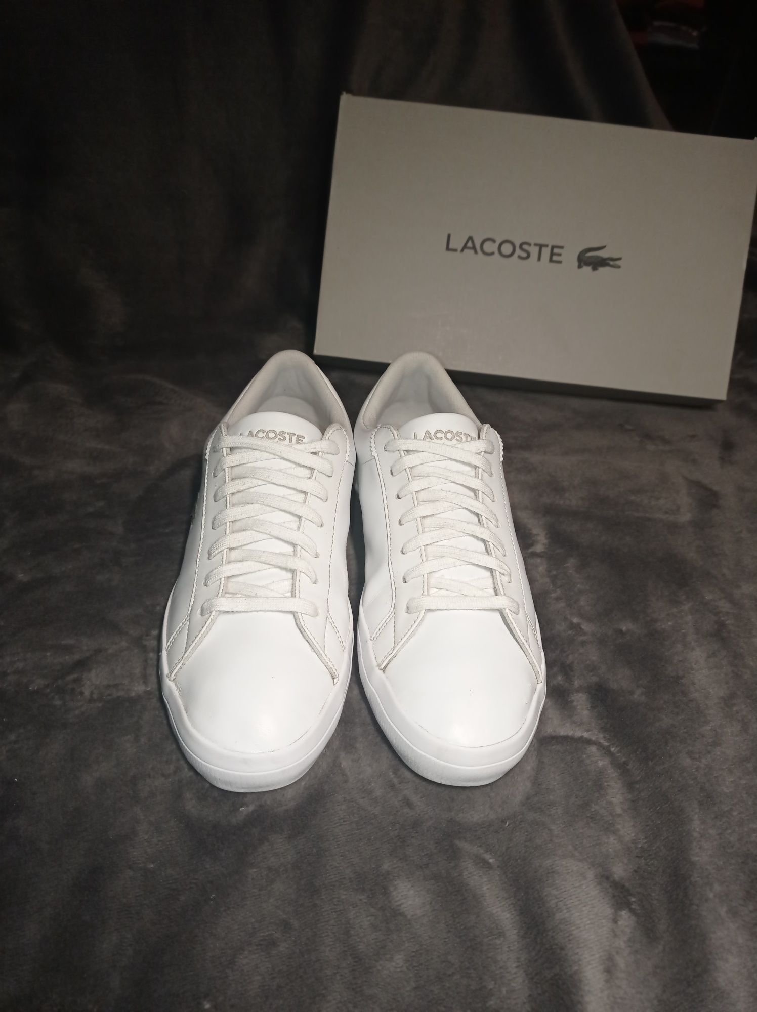 Buty Lacoste Lerond rozmiar 41 wkładka 26 cm białe trampki skóra męski