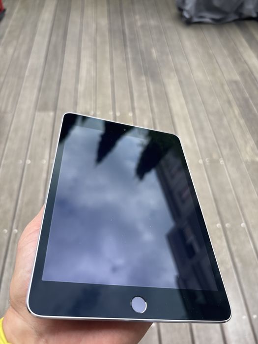 iPad Mini 4 wi-fi 128GB. Grawancja 12/2025 stan idealny!