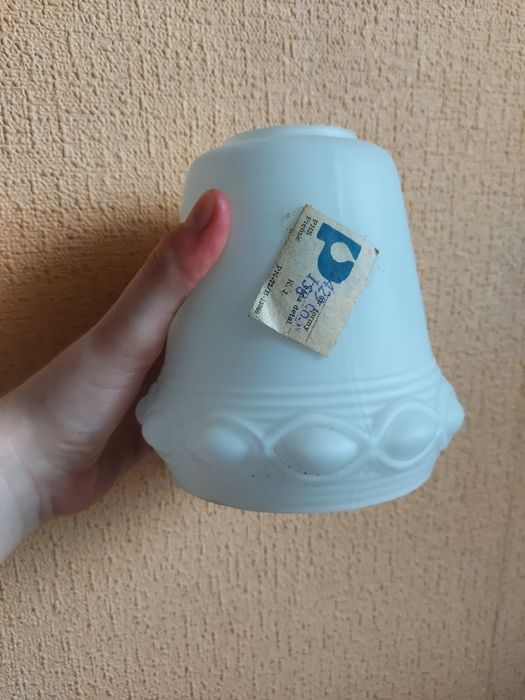 Klosz mleczny piensk prl vintage klos mleczny bialy