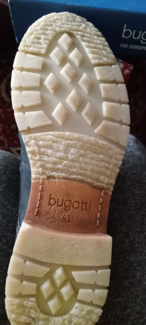Ботинки зимние Bugatti