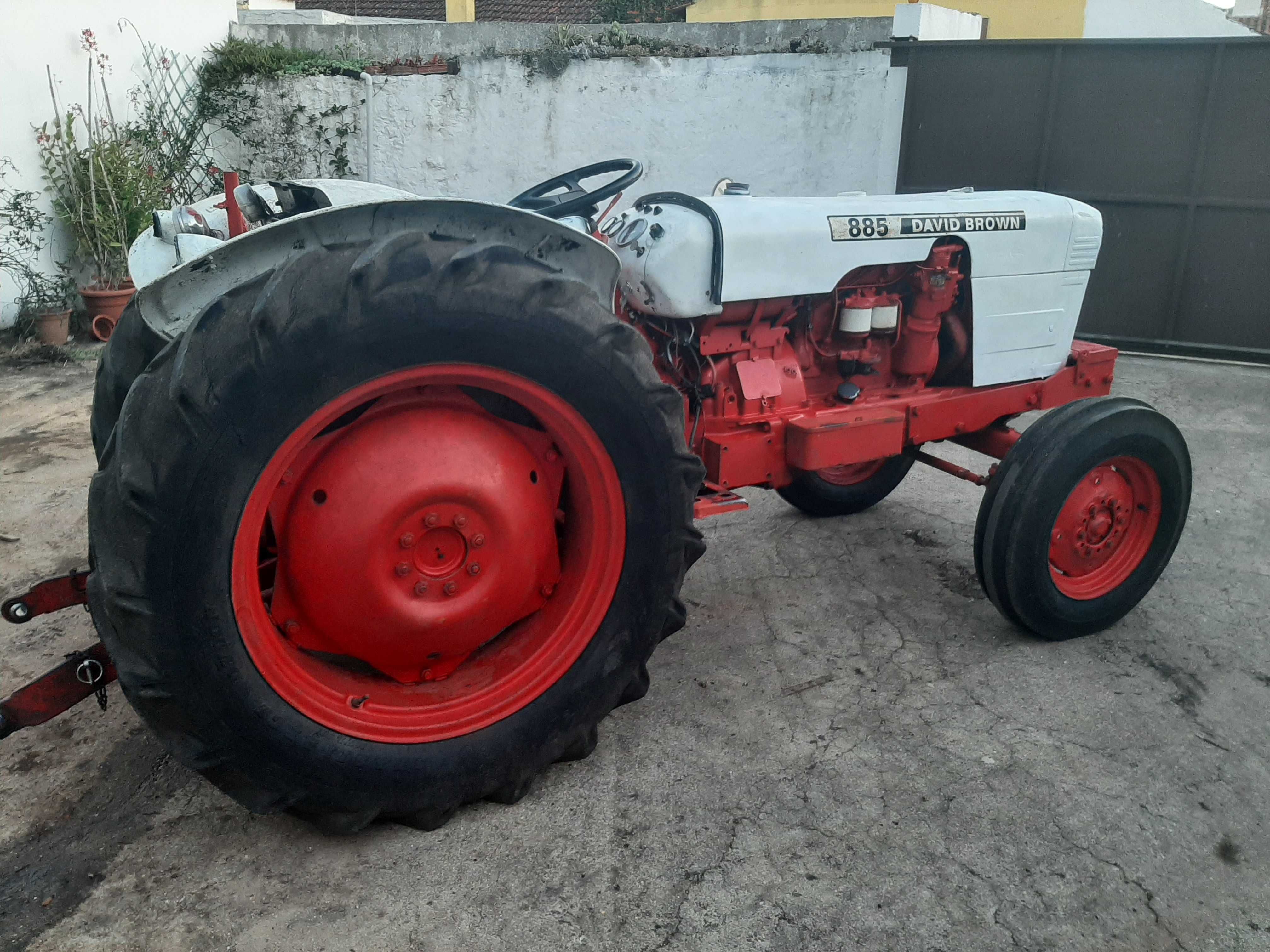 Trator David Brown 885